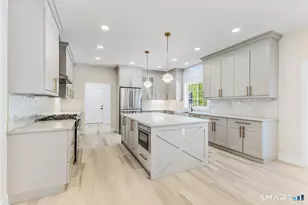 7 Queens Peak, Canton, CT 06019 - Photo 11