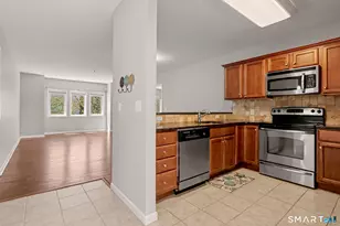 2660 North Ave, Bridgeport, CT 06604 - Photo 11