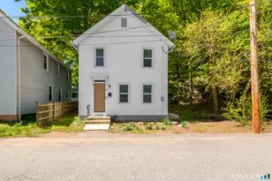 30 Durfey St, Norwich, CT 06360 - Photo 1