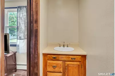 350 High Street, Torrington, CT 06790 - Photo 21