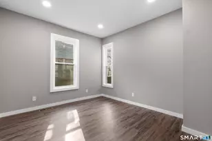149 Shelton St, Bridgeport, CT 06608 - Photo 9