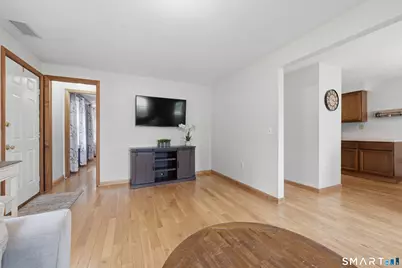 38 Harris Street, Middletown, CT 06457 - Photo 7