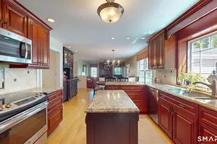 119 Pheasant Run, Newington, CT 06111 - Photo 11