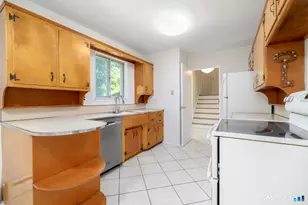 9 Pocono Rd, Norwalk, CT 06851 - Photo 17