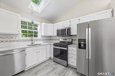 24 Wiscassett Avenue, Hamden, CT 06518 - Photo 7
