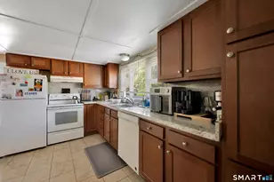 14 White Oak Ave, Plainville, CT 06062 - Photo 27