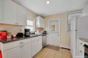 14 White Oak Ave, Plainville, CT 06062 - Photo 7