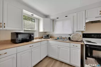14 White Oak Avenue, Plainville, CT 06062 - Photo 17