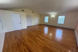 32 Tyler Hill Rd, Naugatuck, CT 06770 - Photo 13