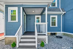 20 Mountain St, Hartford, CT 06106 - Photo 3