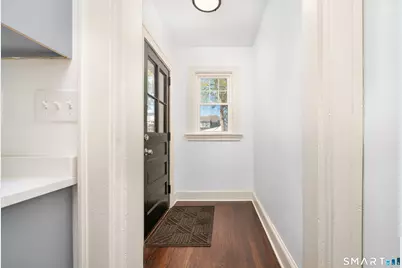 20 Mountain Street, Hartford, CT 06106 - Photo 11