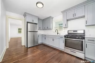 20 Mountain St, Hartford, CT 06106 - Photo 21