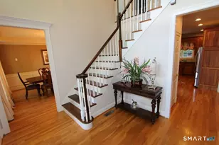 19 Devonshire Ct, Avon, CT 06001 - Photo 15