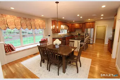 19 Devonshire Court, Avon, CT 06001 - Photo 9