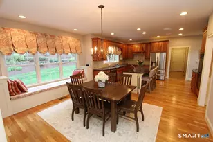 19 Devonshire Ct, Avon, CT 06001 - Photo 9