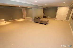 19 Devonshire Ct, Avon, CT 06001 - Photo 31