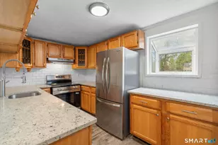 110 Harper Ave, New Haven, CT 06515 - Photo 7