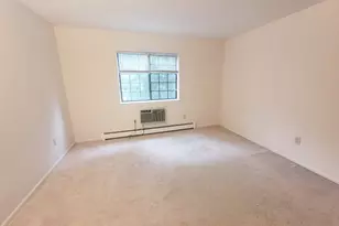 5 Essex Ct, Brookfield, CT 06804 - Photo 13