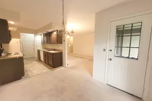 5 Essex Ct, Brookfield, CT 06804 - Photo 3