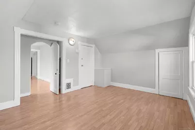 7-9 Hazel Street #3rd flr, Hartford, CT 06106 - Photo 7
