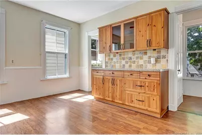 28 Edwards Street #2, New Haven, CT 06511 - Photo 3