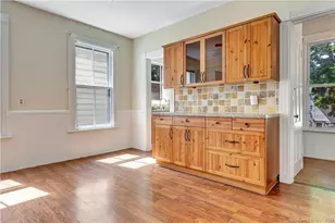 28 Edwards St, New Haven, CT 06511 - Photo 3