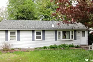 14 Sky St, Enfield, CT 06082 - Photo 7