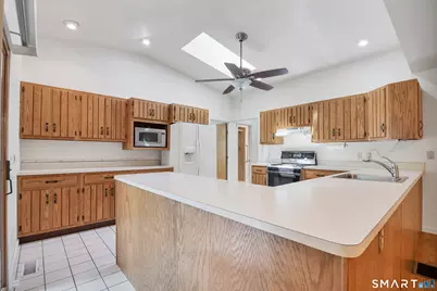 240 Cedarhurst Lane, Milford, CT 06461 - Photo 7