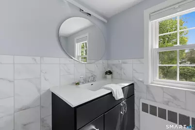 48 Brainard Road, West Hartford, CT 06117 - Photo 17