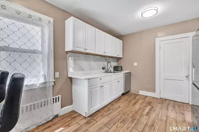 17 Reynolds Avenue, Stamford, CT 06905 - Photo 13