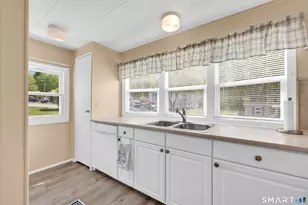 20 Hillpond Dr, Mansfield, CT 06268 - Photo 7