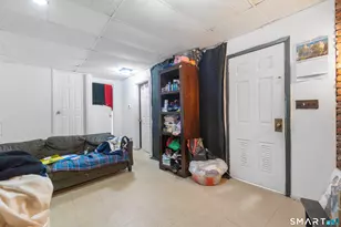 60 Pine Hill Ave, Stamford, CT 06906 - Photo 29