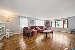 214 N Hoadley St, Naugatuck, CT 06770 - Photo 5