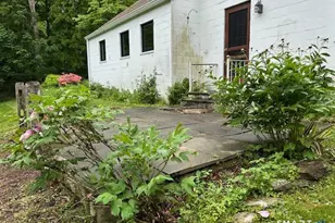 15 Old Mailcoach Rd, Redding, CT 06896 - Photo 33