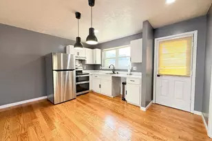 383 Lombard St, New Haven, CT 06513 - Photo 5