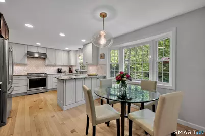 26 Buckboard Lane, Avon, CT 06001 - Photo 9