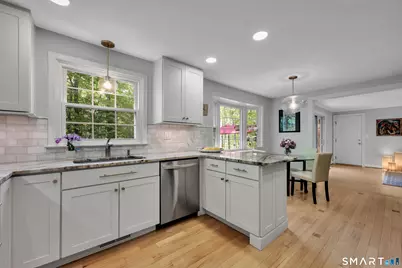26 Buckboard Lane, Avon, CT 06001 - Photo 11