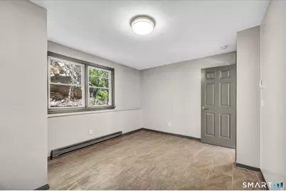 40-44 Briarwood Lane, Branford, CT 06405 - Photo 13