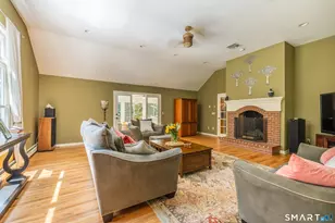 17 Sweet Meadow Rd, Newtown, CT 06470 - Photo 13