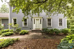 17 Sweet Meadow Rd, Newtown, CT 06470 - Photo 3