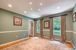 17 Sweet Meadow Rd, Newtown, CT 06470 - Photo 11