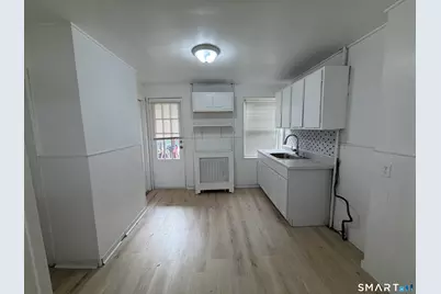109 Waterman Street, Bridgeport, CT 06607 - Photo 7