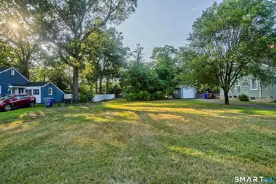 10-1/2 South Road, Enfield, CT 06082 - Photo 3