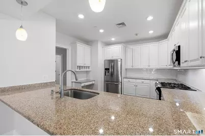 77 Sunset Lane #215, Ridgefield, CT 06877 - Photo 7