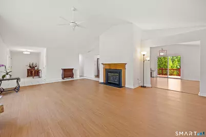 10 Conhurst Drive, North Haven, CT 06473 - Photo 9