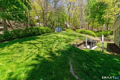 18 Shelton Street, Seymour, CT 06483 - Photo 5