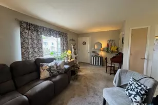 60 Plainfield Ave, West Haven, CT 06516 - Photo 7