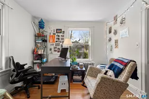 86 Oakwood Ave, West Hartford, CT 06119 - Photo 7