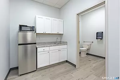 1336 East Main Street #4, Meriden, CT 06450 - Photo 9