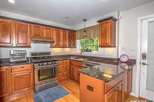 54 W Shore Dr, Enfield, CT 06082 - Photo 11